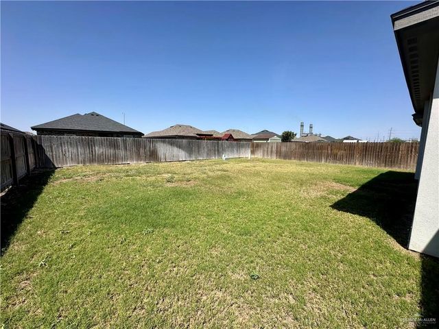 3413 Showboat Drive, Edinburg, TX 78541