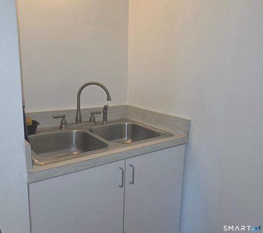 111 Linwood Street, New Britain, CT 06052