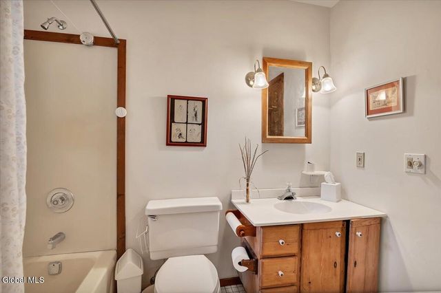 1 Fox Hollow Drive, Bolton, NY 12814