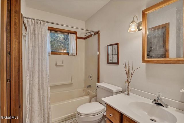 1 Fox Hollow Drive, Bolton, NY 12814