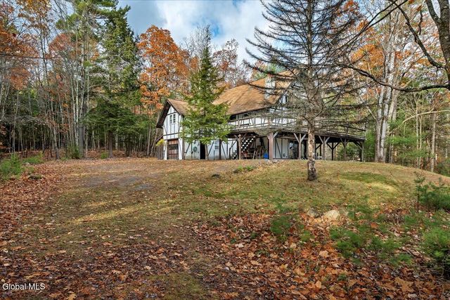 1 Fox Hollow Drive, Bolton, NY 12814