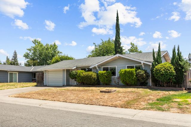 4242 Cortright Way, North Highlands, CA 95660