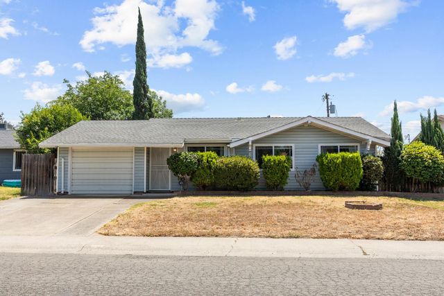 4242 Cortright Way, North Highlands, CA 95660