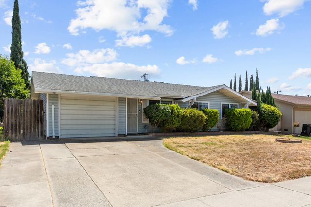 4242 Cortright Way, North Highlands, CA 95660