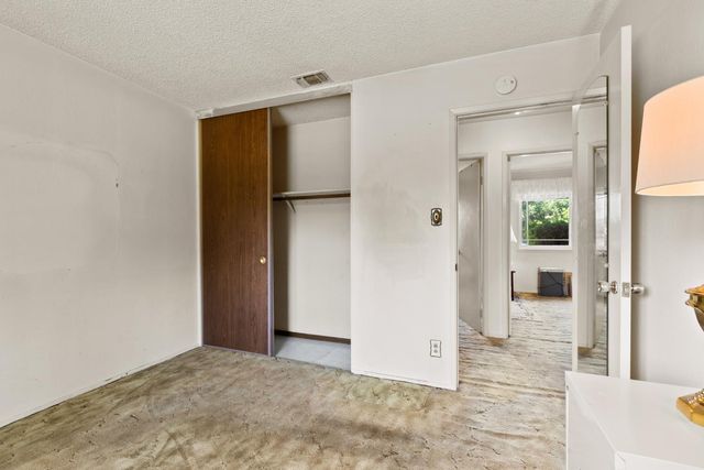 4242 Cortright Way, North Highlands, CA 95660
