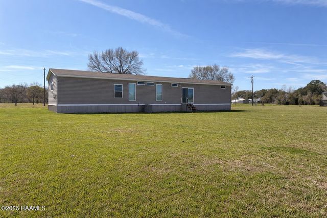 185 Sidney Charles Road, Opelousas, LA 70570