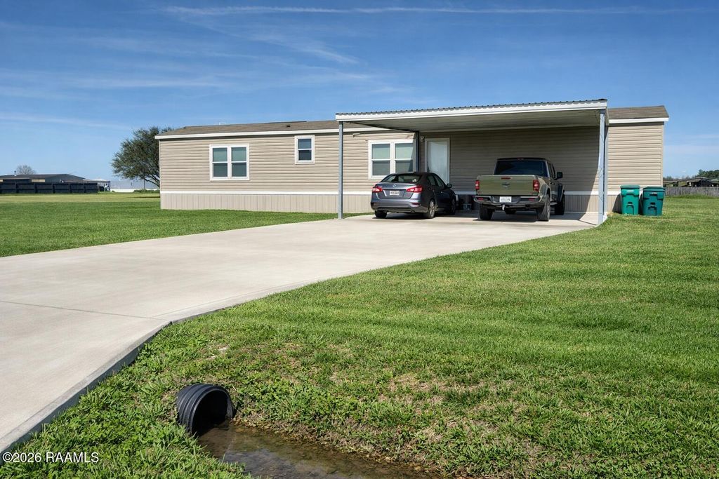 185 Sidney Charles Road, Opelousas, LA 70570