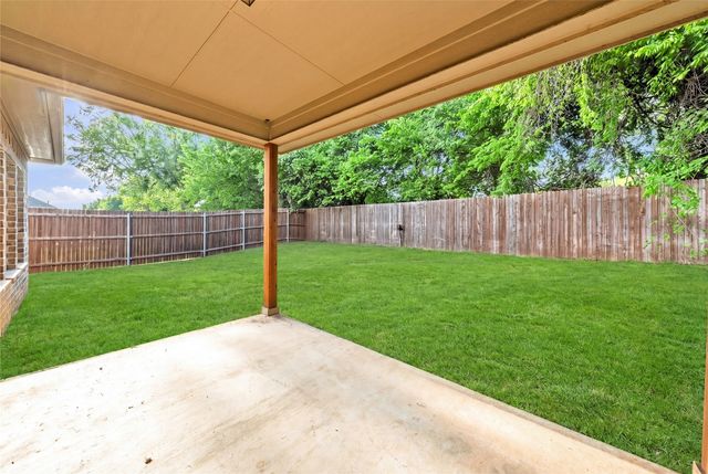 945 Sam Street, Springtown, TX 76082