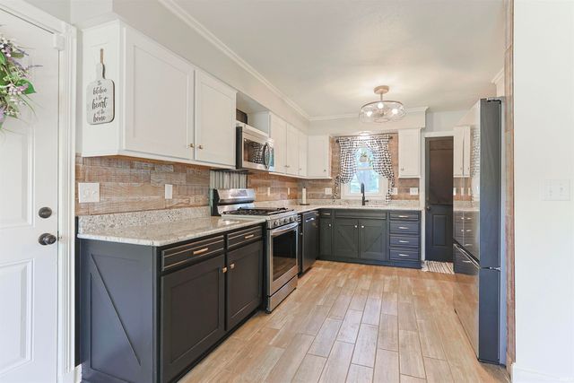 15980 Homestead Trail, Granger, IN 46530