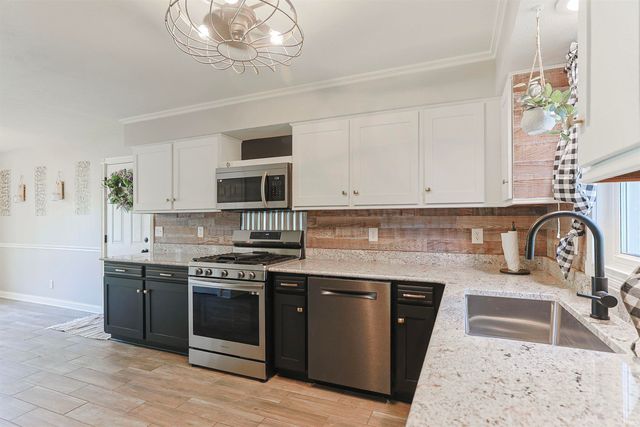 15980 Homestead Trail, Granger, IN 46530