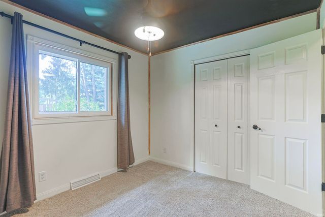 15980 Homestead Trail, Granger, IN 46530