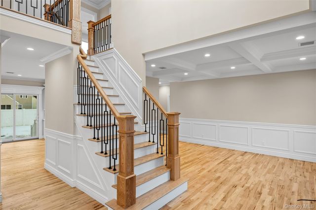 3860 Hudson Avenue, Seaford, NY 11783