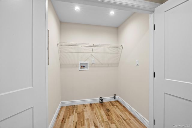 3860 Hudson Avenue, Seaford, NY 11783