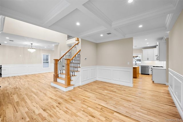 3860 Hudson Avenue, Seaford, NY 11783