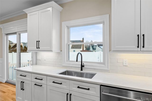 3860 Hudson Avenue, Seaford, NY 11783