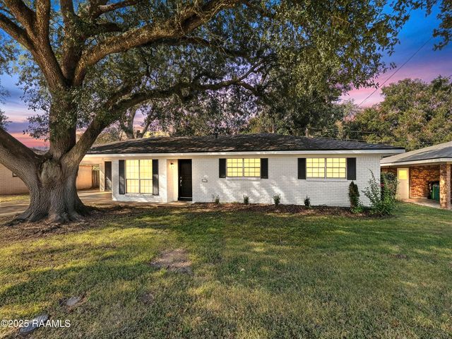 102 Patricia Ann Place, Lafayette, LA 70508