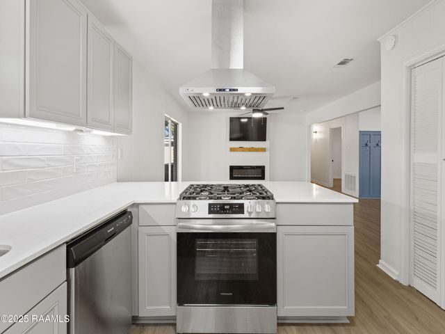 102 Patricia Ann Place, Lafayette, LA 70508