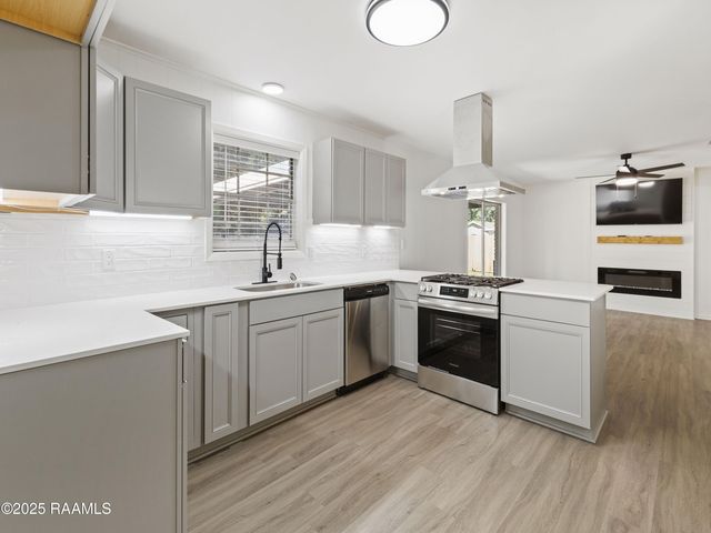 102 Patricia Ann Place, Lafayette, LA 70508