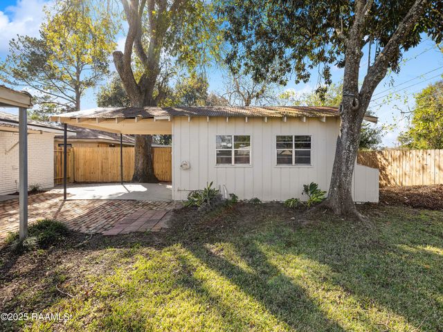 102 Patricia Ann Place, Lafayette, LA 70508