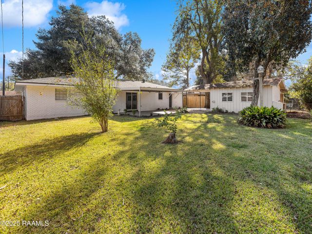 102 Patricia Ann Place, Lafayette, LA 70508