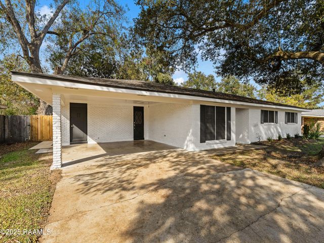 102 Patricia Ann Place, Lafayette, LA 70508