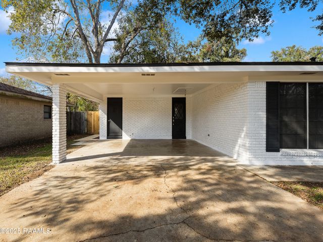 102 Patricia Ann Place, Lafayette, LA 70508