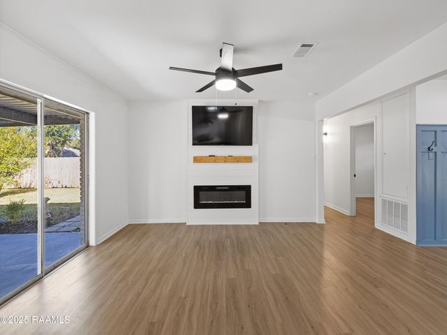 102 Patricia Ann Place, Lafayette, LA 70508