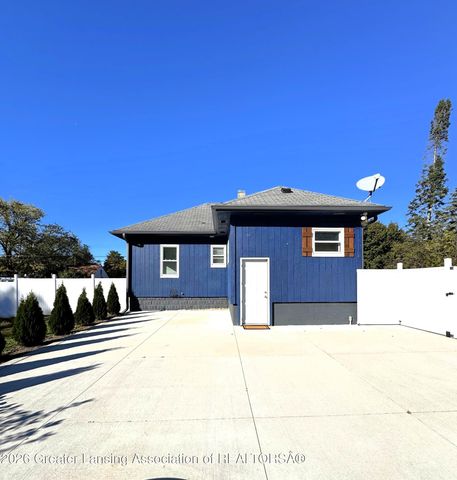 4641 Tolland Avenue, Holt, MI 48842