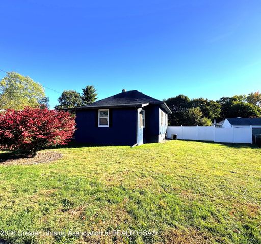 4641 Tolland Avenue, Holt, MI 48842