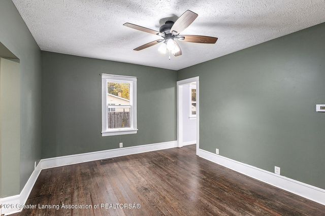 4641 Tolland Avenue, Holt, MI 48842