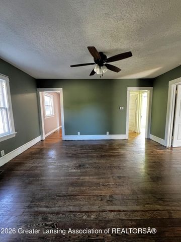 4641 Tolland Avenue, Holt, MI 48842