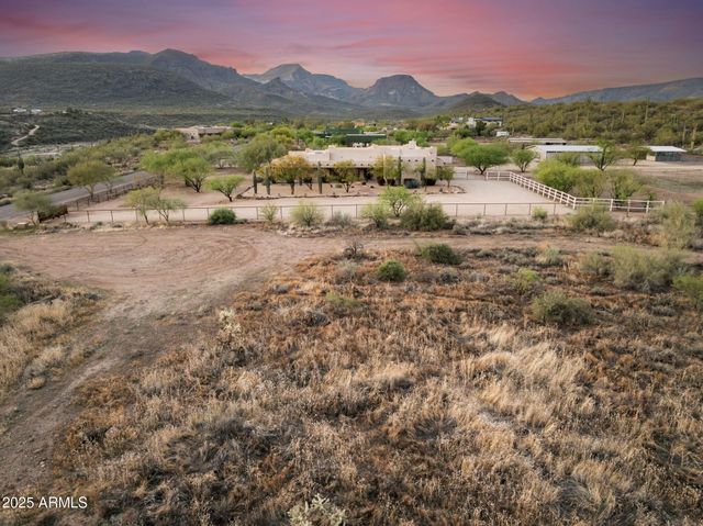5200 E CAHAVA RANCH Road C, Cave Creek, AZ 85331