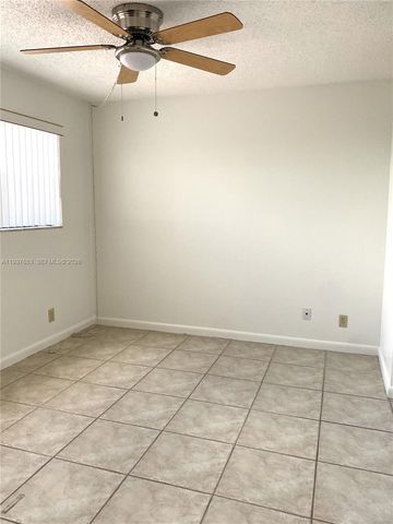 2322 S Cypress Bend Dr 711, Pompano Beach, FL 33069