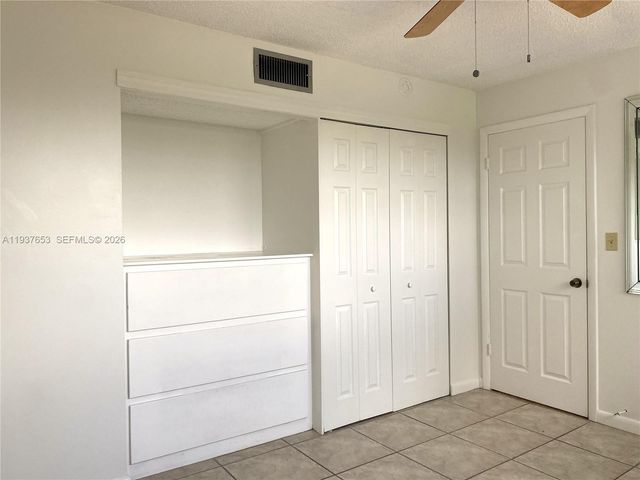 2322 S Cypress Bend Dr 711, Pompano Beach, FL 33069