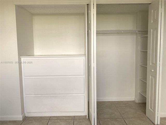 2322 S Cypress Bend Dr 711, Pompano Beach, FL 33069