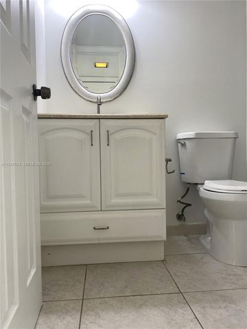 2322 S Cypress Bend Dr 711, Pompano Beach, FL 33069