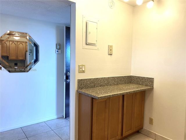 2322 S Cypress Bend Dr 711, Pompano Beach, FL 33069