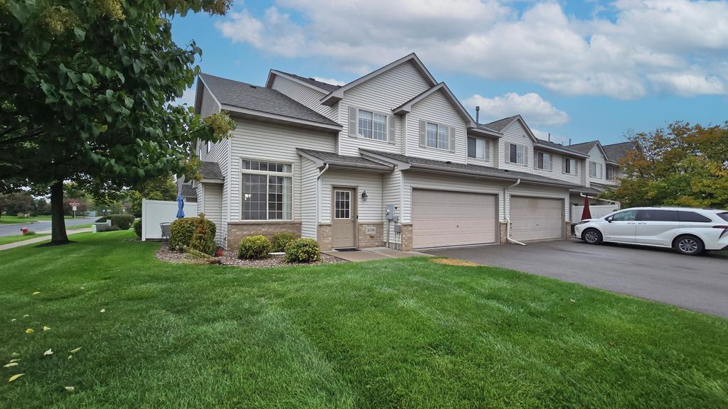 16798 Embers Avenue 2108, Farmington, MN 55024 — photo 4