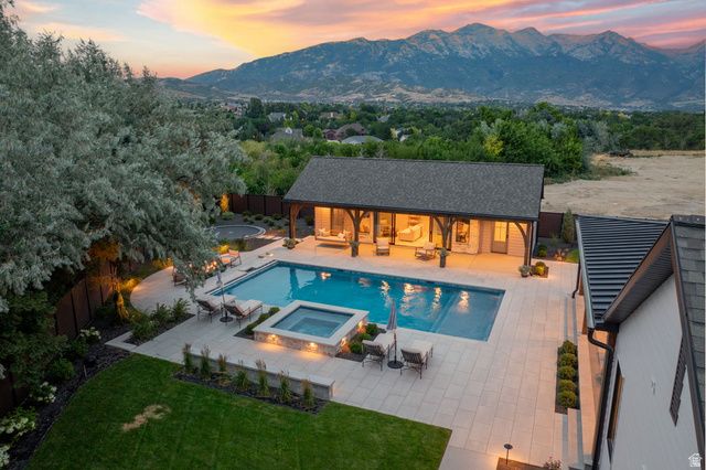 6204 W HAWKSTONE WAY, Highland, UT 84003