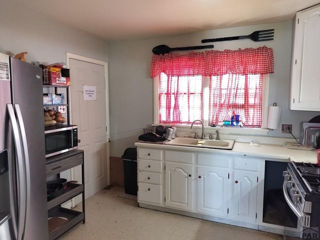 2036 Driftwood Lane, Pueblo, CO 81005