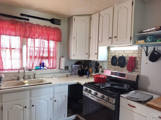 2036 Driftwood Lane, Pueblo, CO 81005
