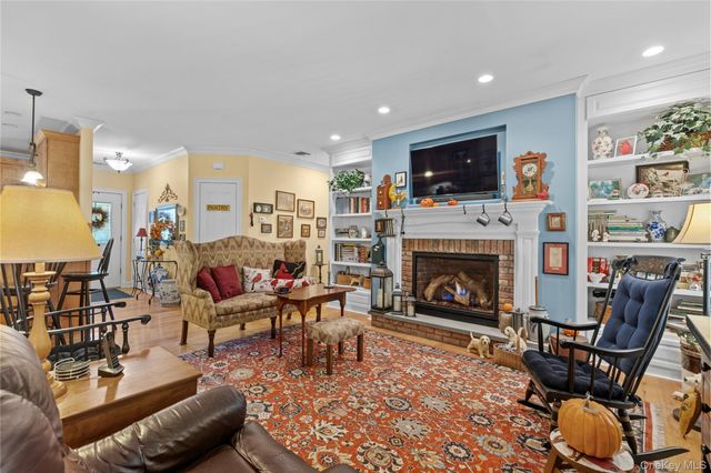 898 Peconic Bay Boulevard, Jamesport, NY 11901