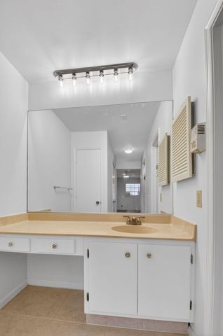 10136 S 42nd Avenue S, Boynton Beach, FL 33436