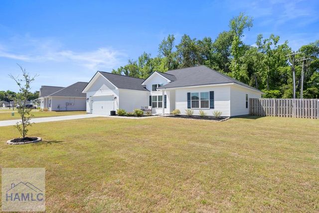 19 Legacy Lane, Hinesville, GA 31313