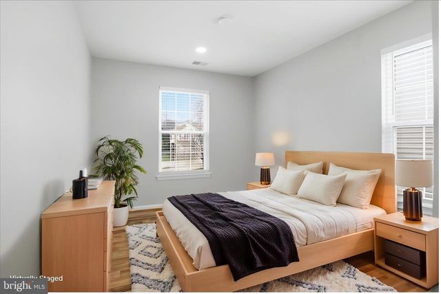 6607 CASTLE BAR CT, Alexandria, VA 22315