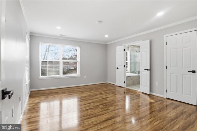 6607 CASTLE BAR CT, Alexandria, VA 22315