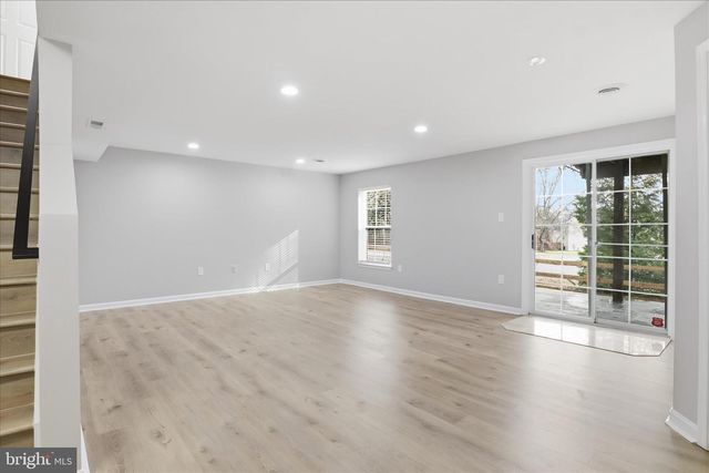 6607 CASTLE BAR CT, Alexandria, VA 22315