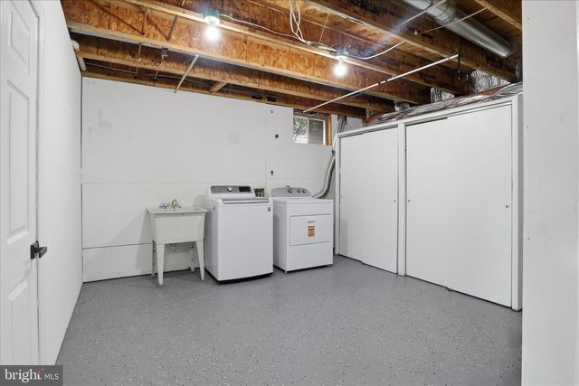 6607 CASTLE BAR CT, Alexandria, VA 22315