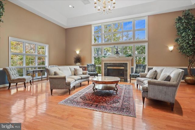 6607 CASTLE BAR CT, Alexandria, VA 22315