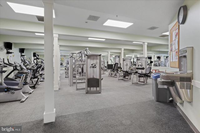 6607 CASTLE BAR CT, Alexandria, VA 22315